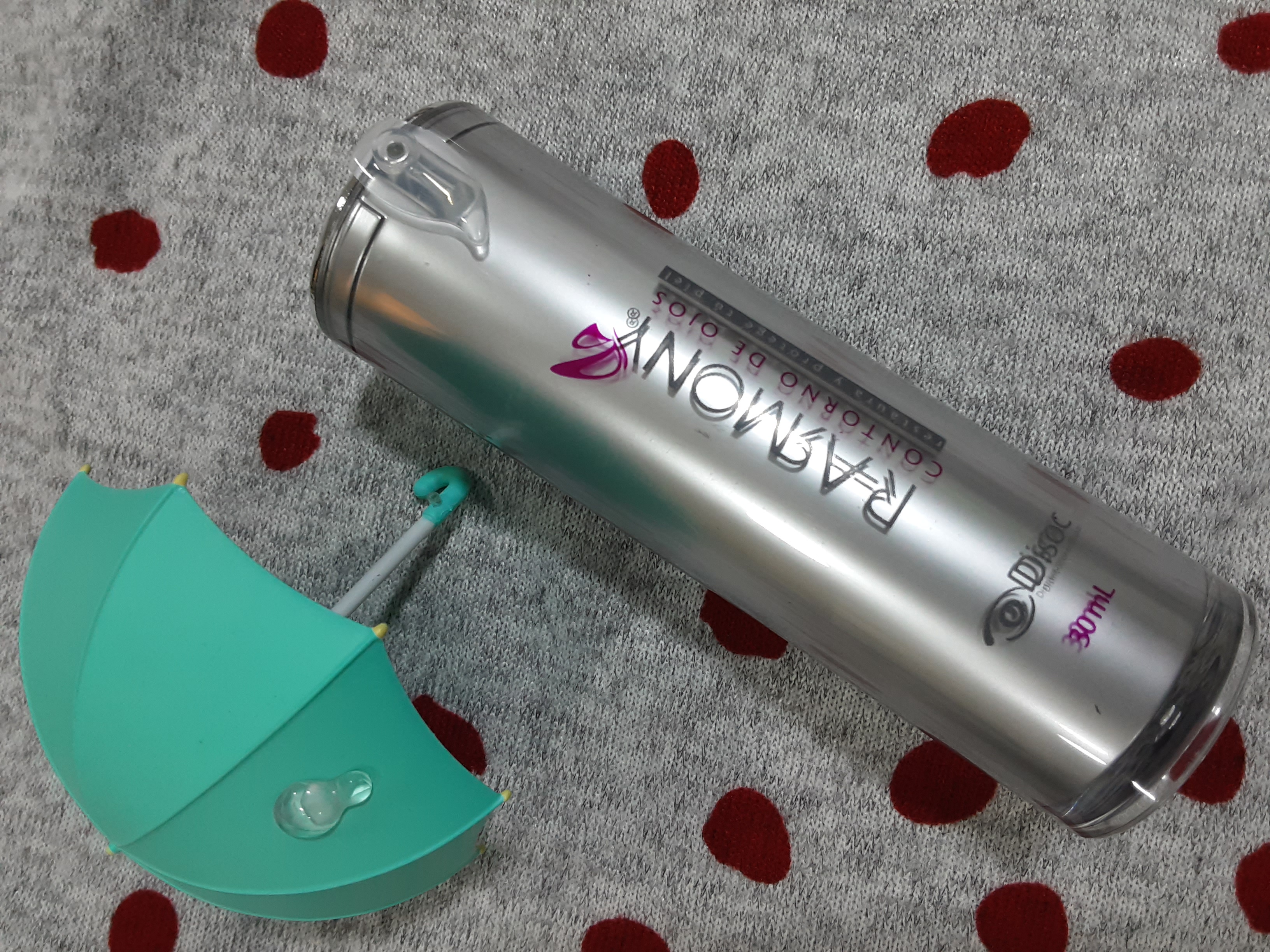 CONTORNO DE OJOS CON RESVERATROL